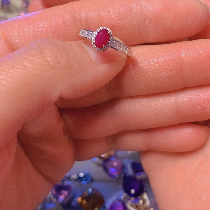 红宝石戒指银S925镶嵌大***糖