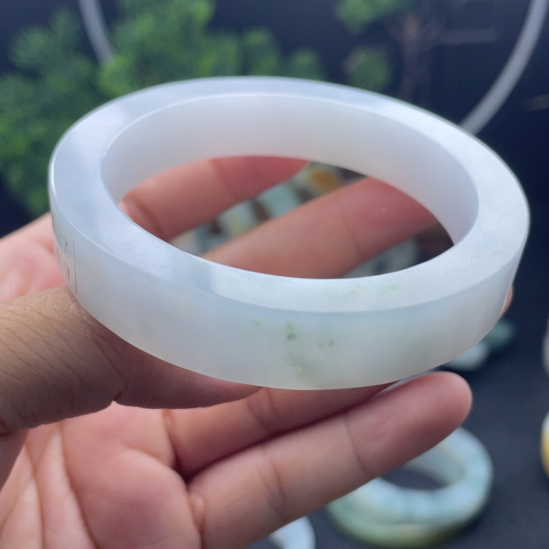 定制翡翠不退不换未镶嵌