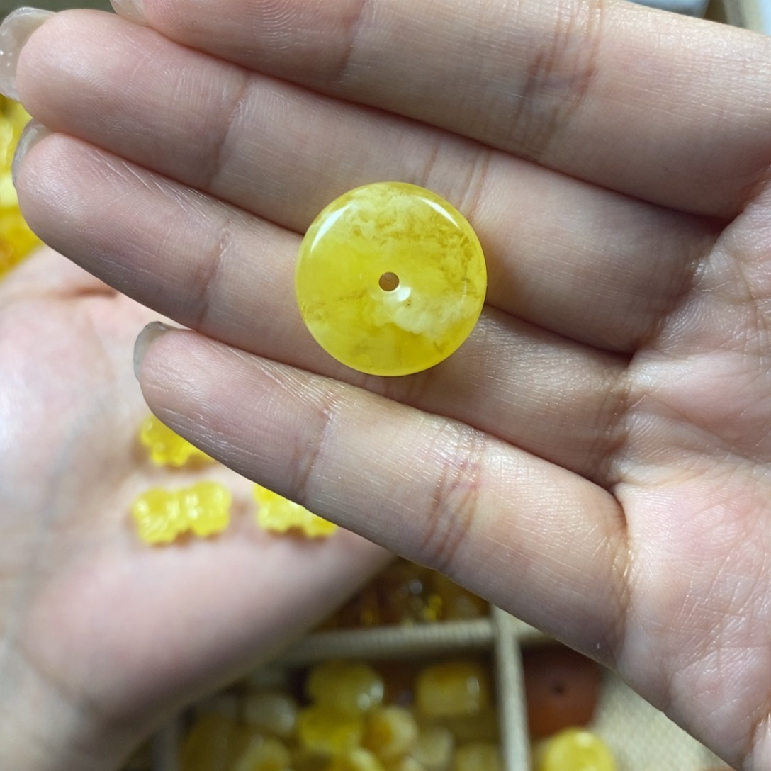 琥珀裸石未镶嵌@*提平安扣