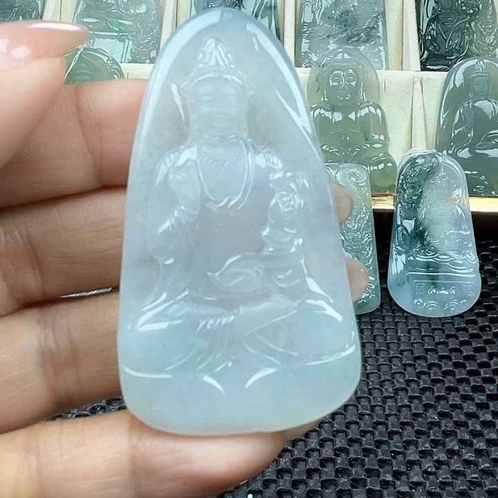 颈饰未镶嵌翡翠天然翡翠A货素衣观音