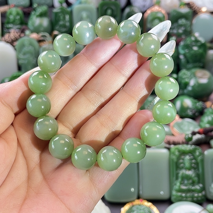 手串未镶嵌和田玉