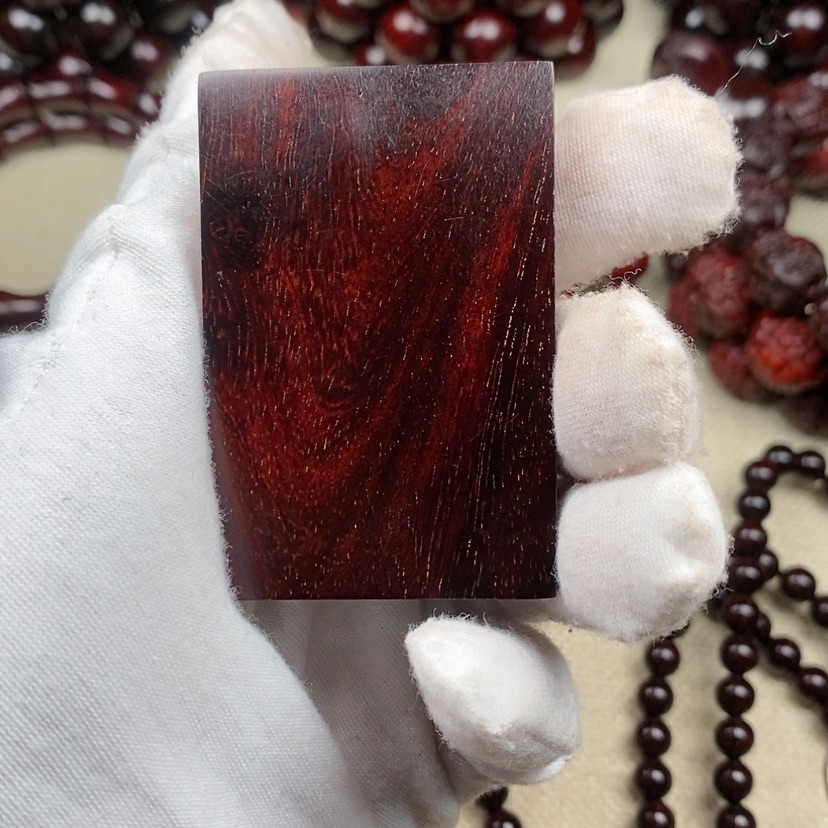 【闪购商品】小叶紫檀吊坠恒****饰吊牌