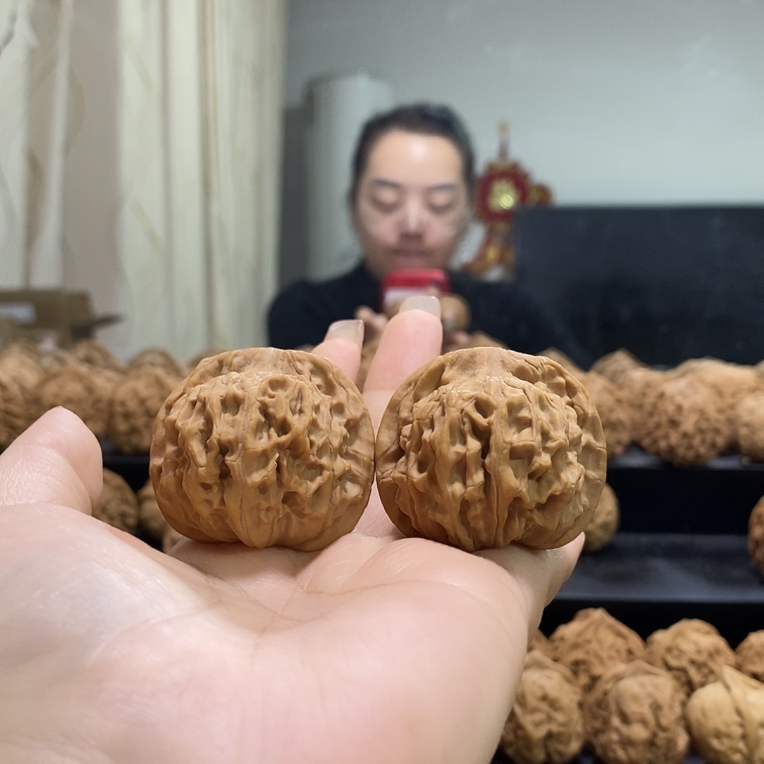 把件文玩核桃P****庄40天地狮子头