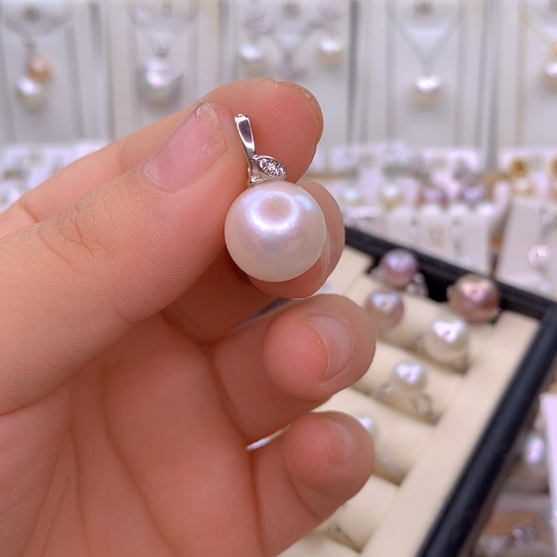 淡水珍珠银S925镶嵌颈饰