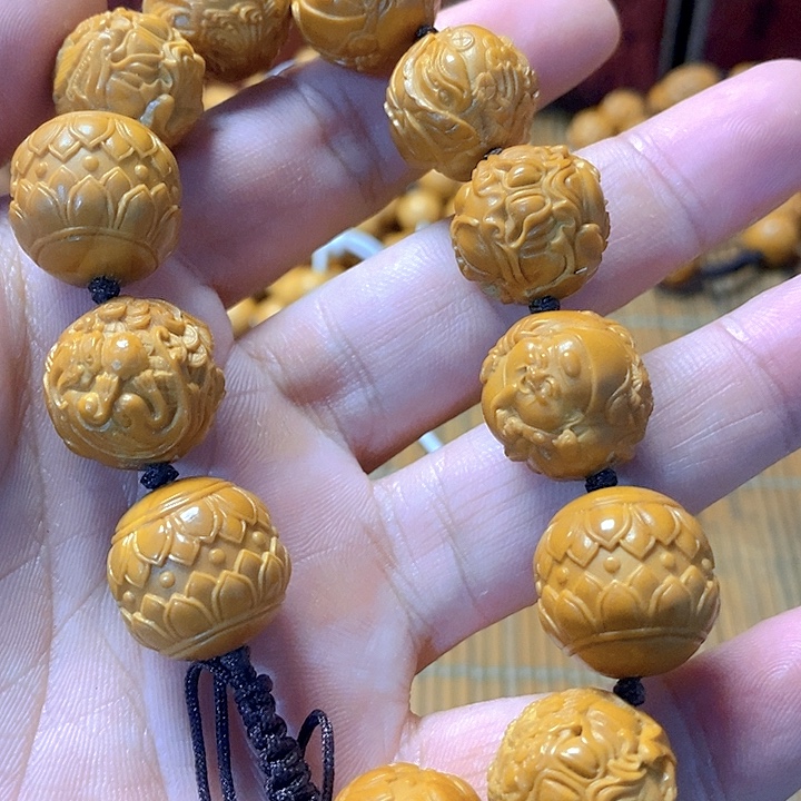 橄榄核吊坠橄榄核雕刻