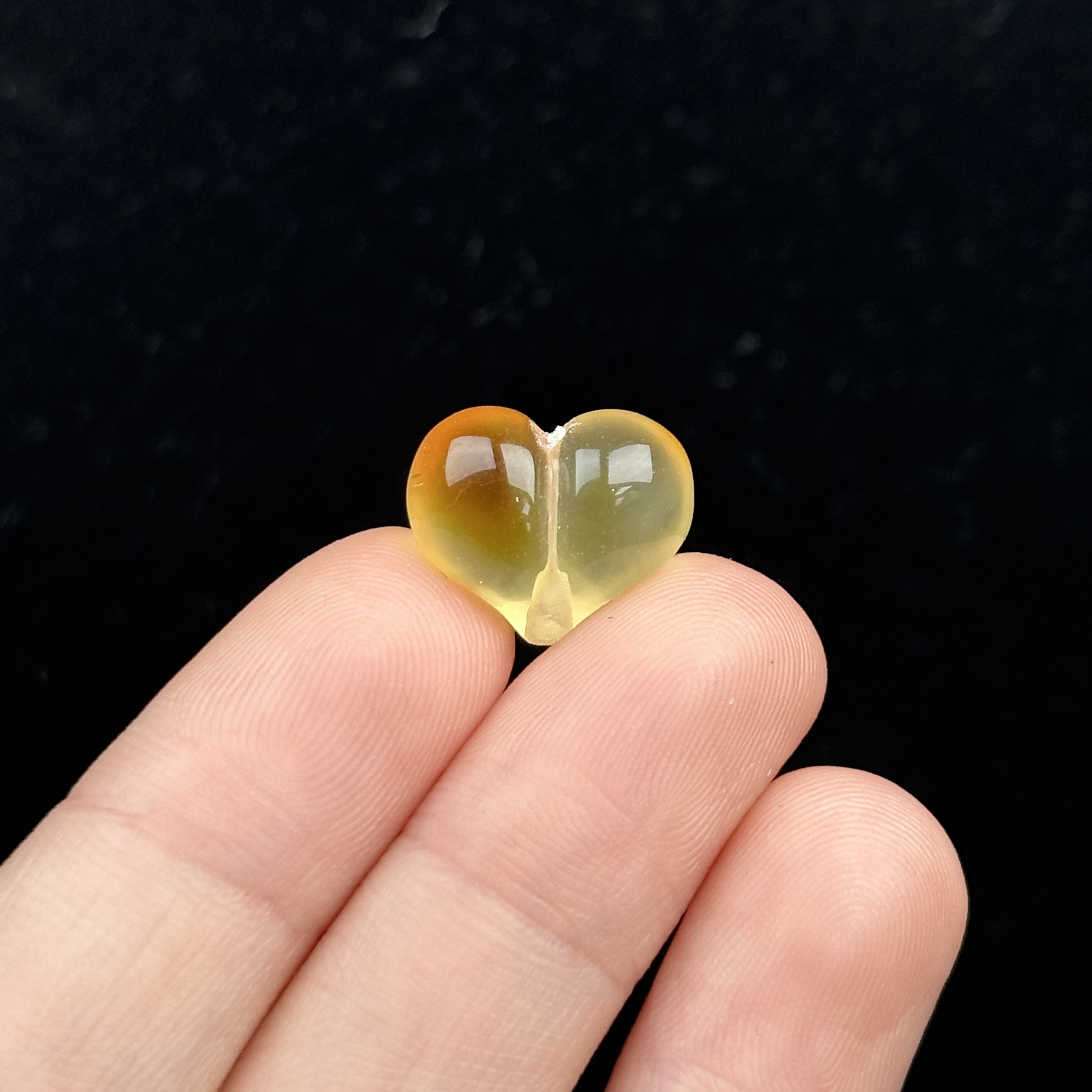 K7720天然原矿蜜蜡 爱心 14.2*11.8mm支持复检假一罚十