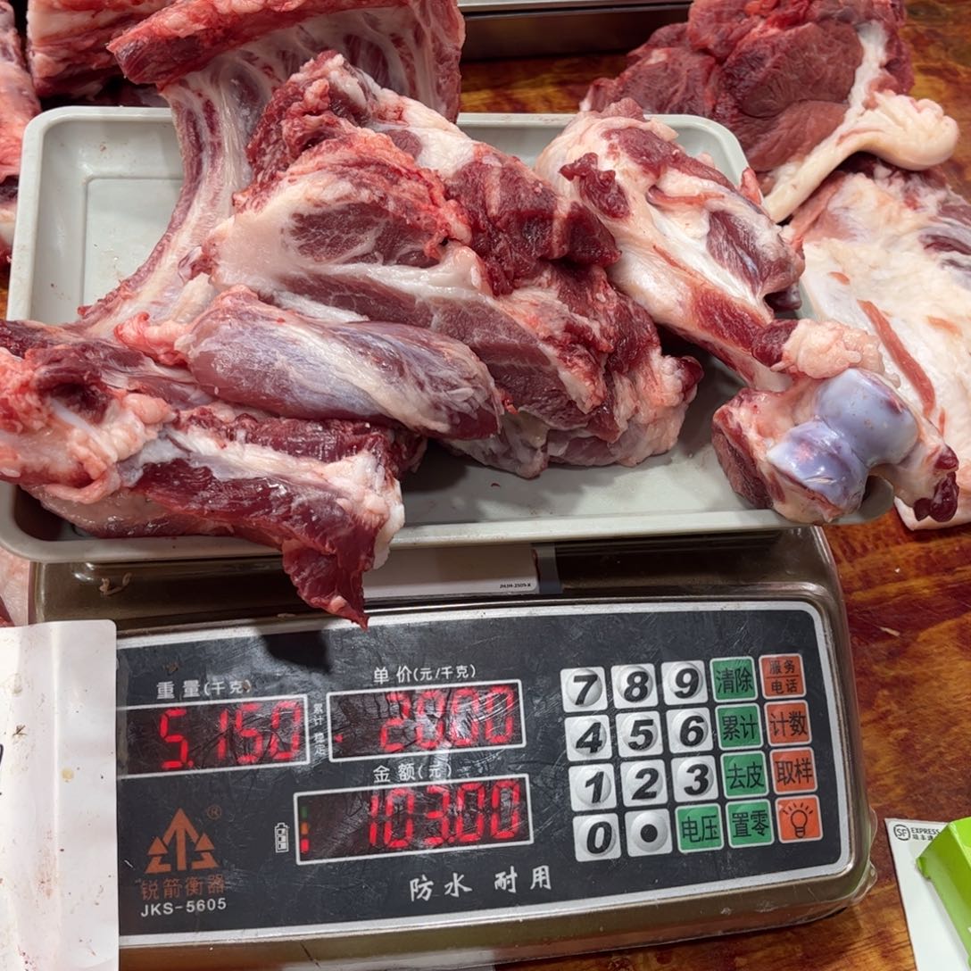 中国大陆60包装湫*黑猪