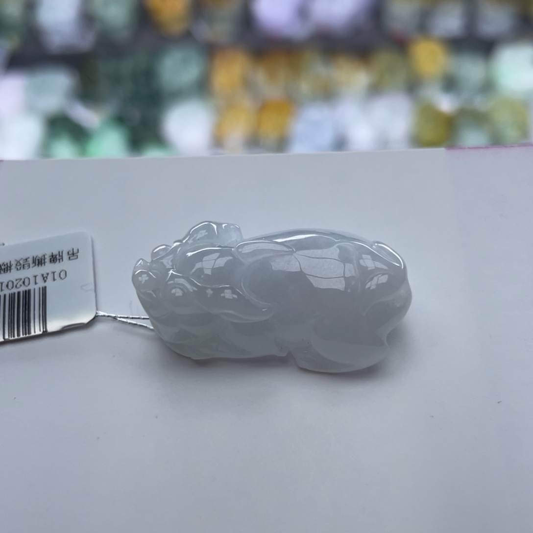 翡翠颈饰未镶嵌貔貅