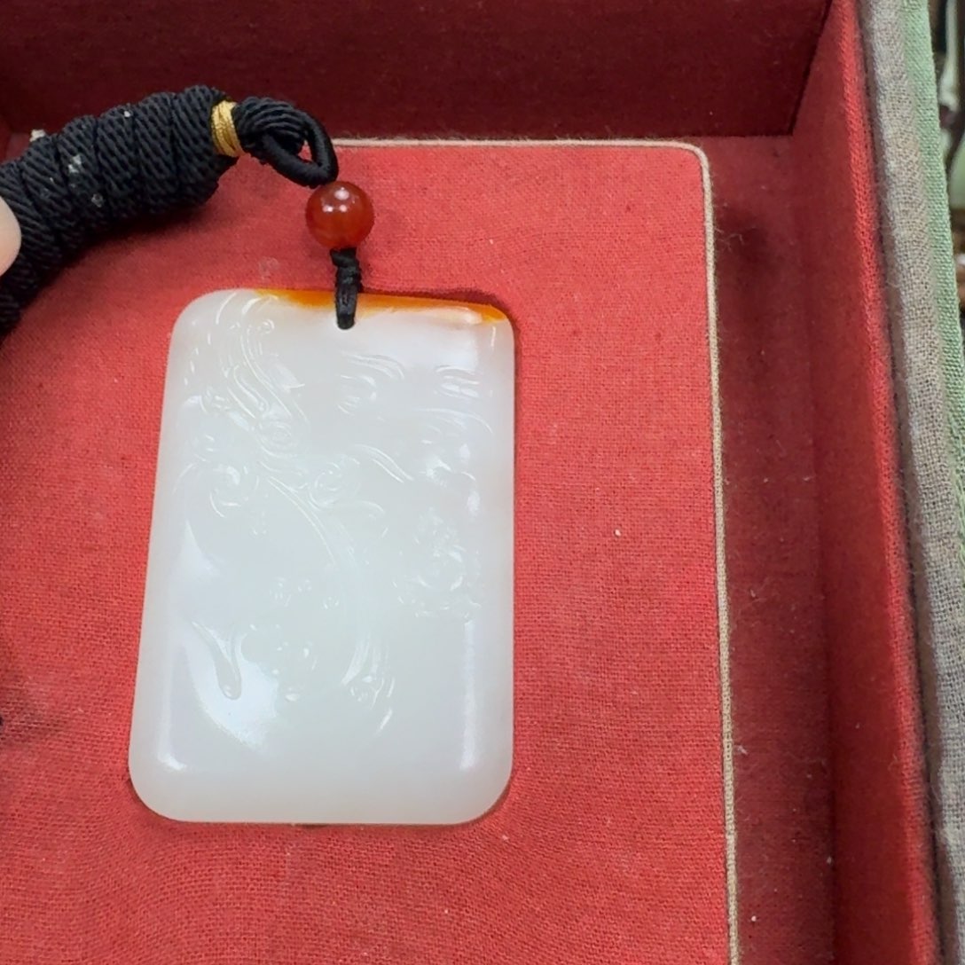 未镶嵌和田玉挂件