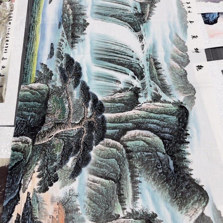 字画等多种形式的艺术作品和艺术作品