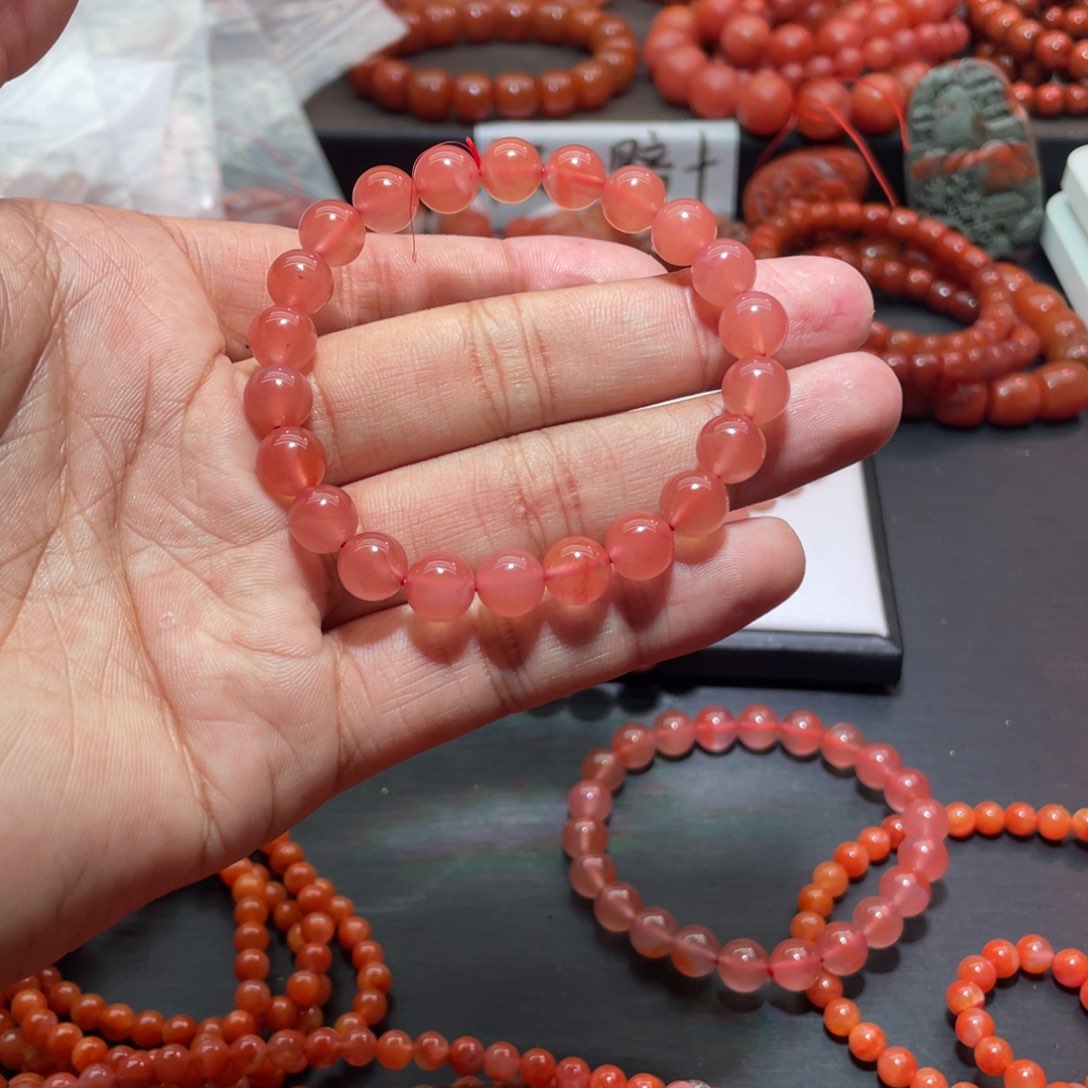 南红玛瑙手链未镶嵌