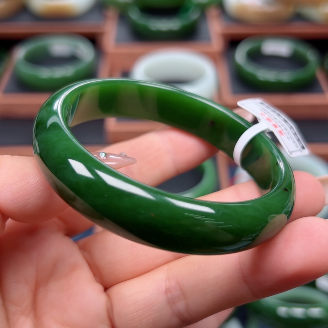 未镶嵌手镯和田玉（碧玉）5758圈口