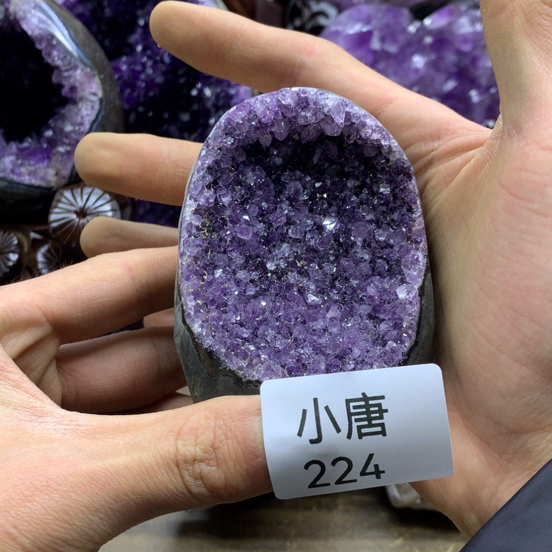 紫晶大型摆件（非配饰）未镶嵌