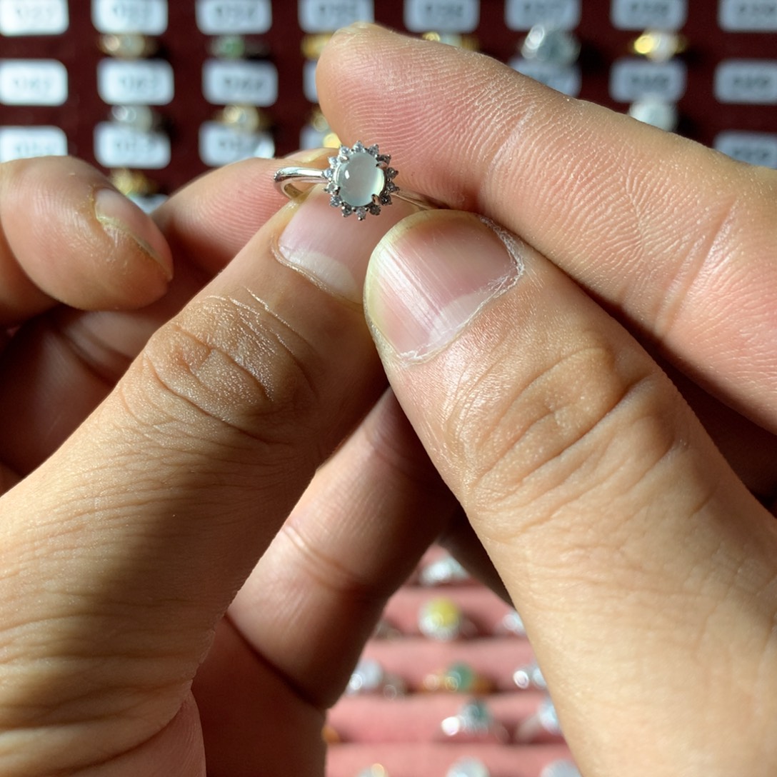 H***.翡翠银S925镶嵌戒指702