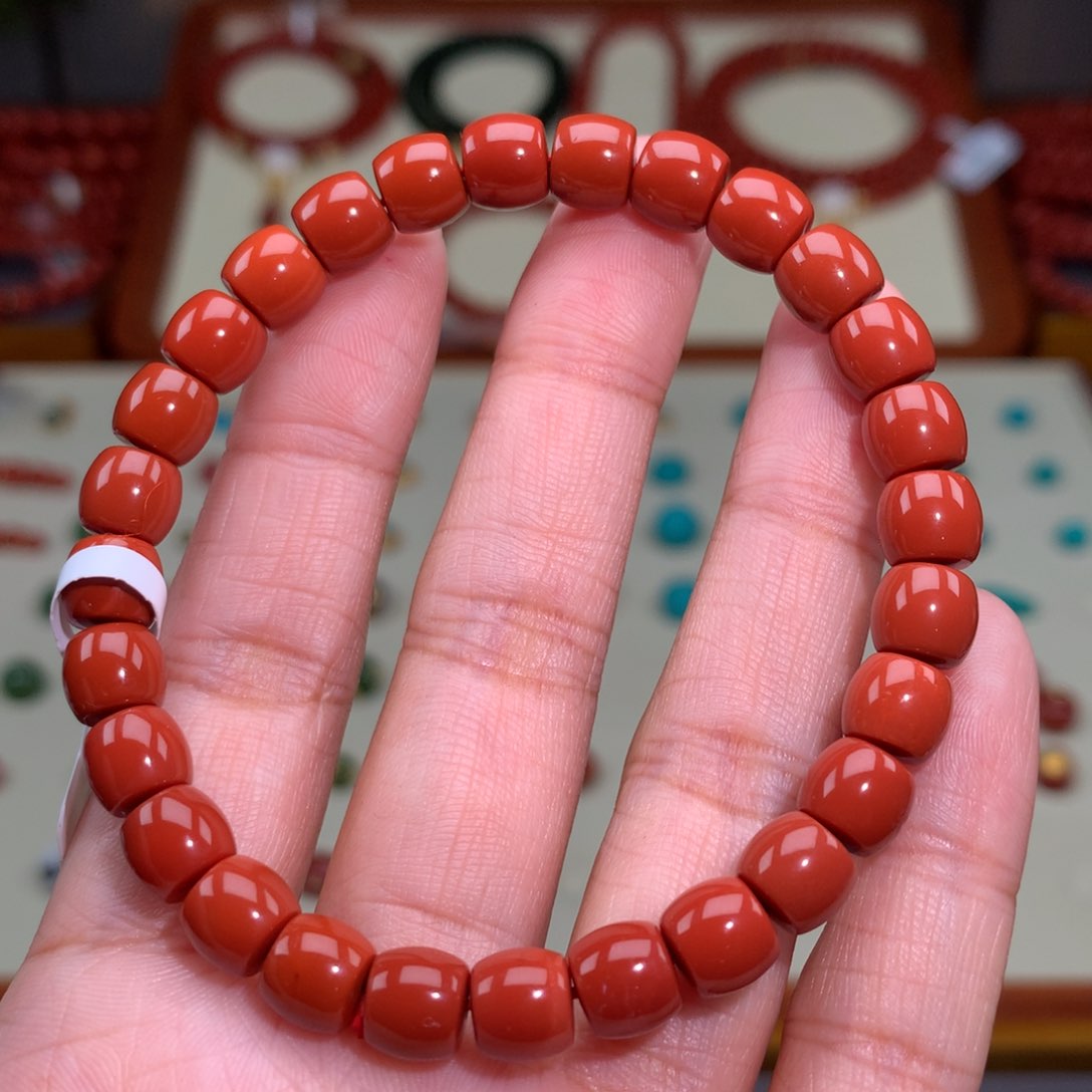 南红玛瑙颈饰未镶嵌