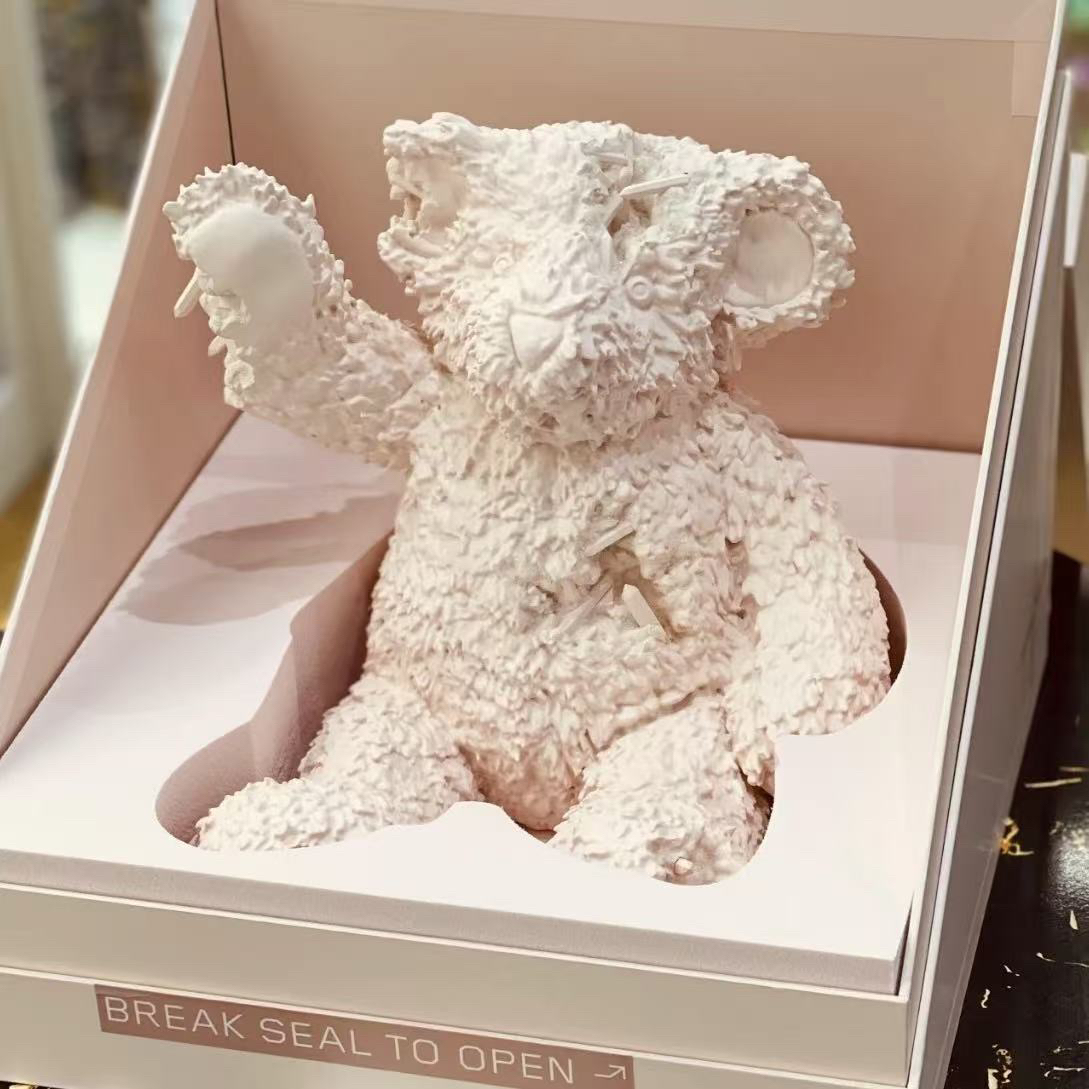 DANIEL ARSHAM 雕塑 