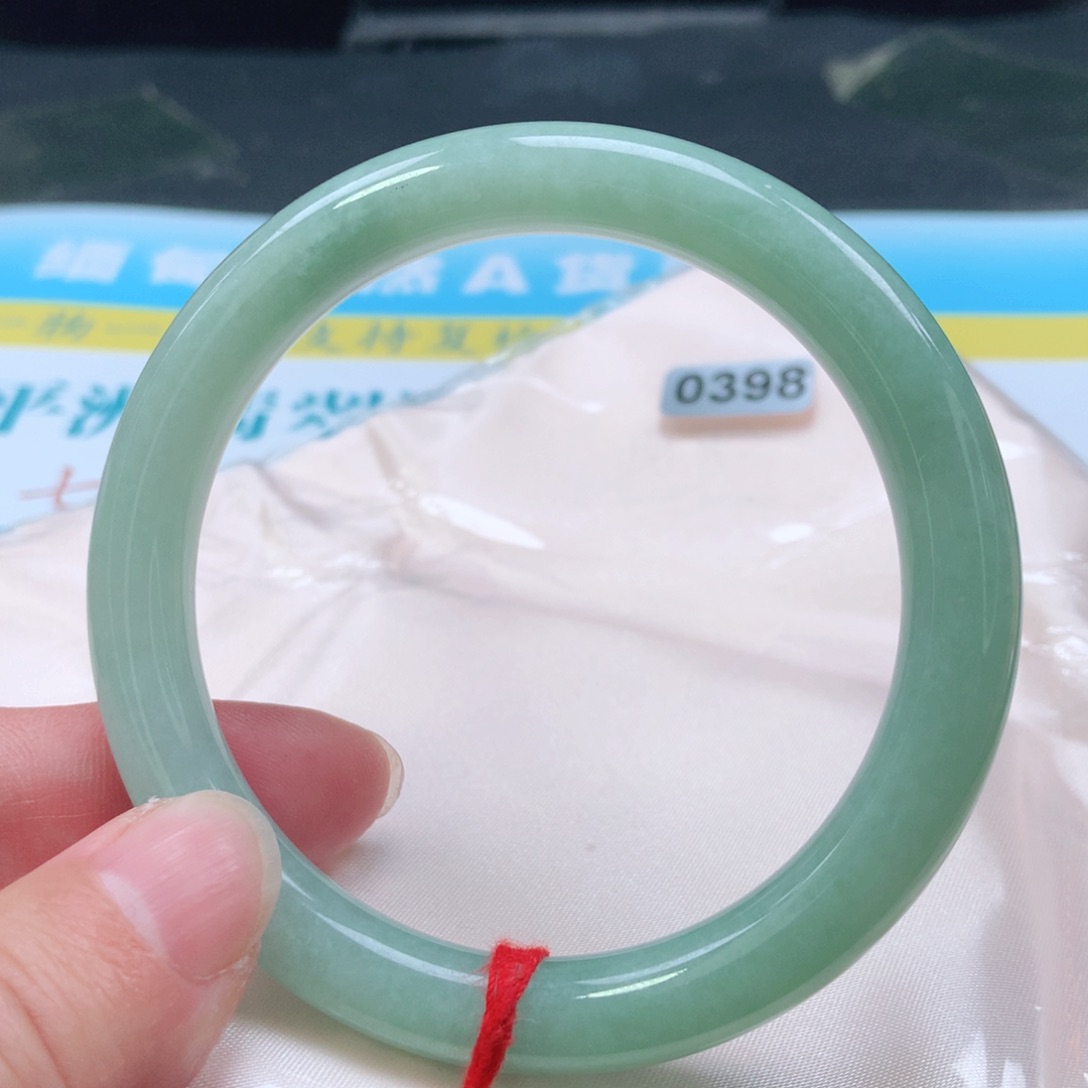 翡翠手镯未镶嵌0398号