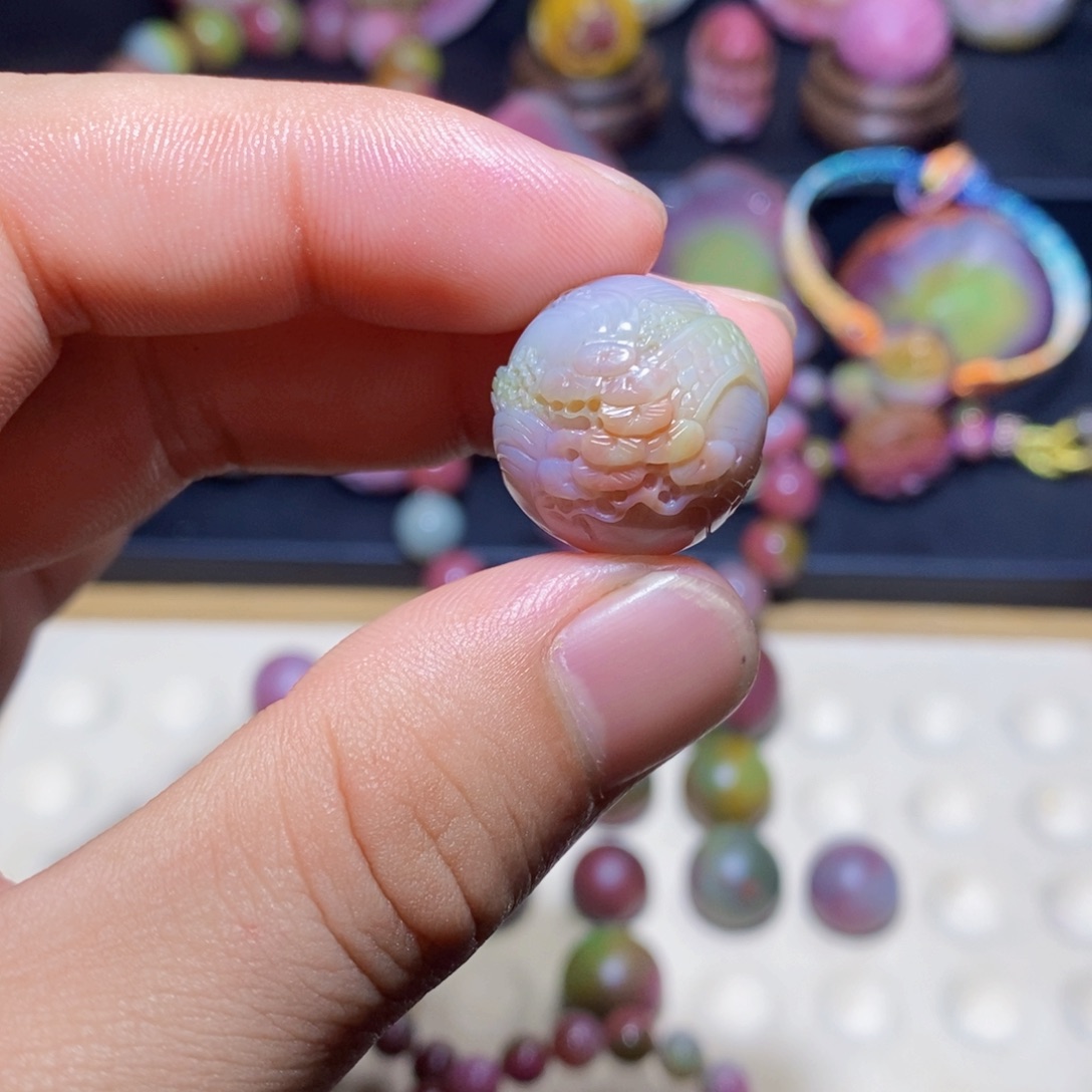 玛瑙/玉髓未镶嵌吊坠