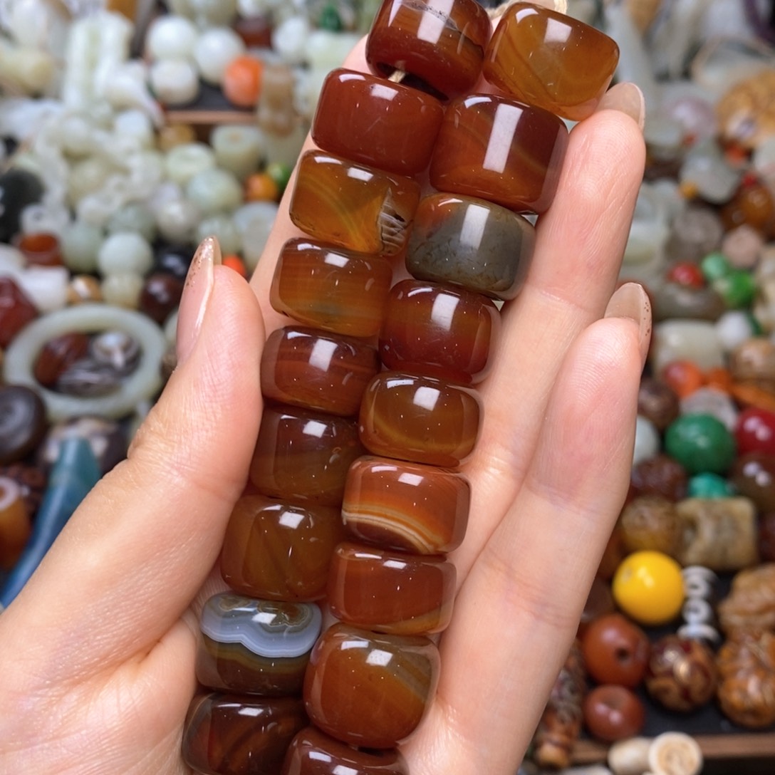 合金颈饰玛瑙/玉髓