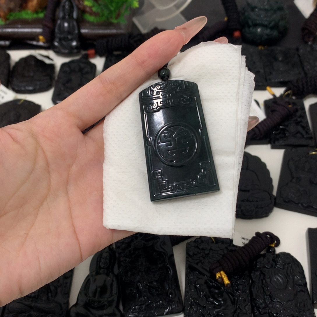 天然缅甸a货钢琴黑挂件