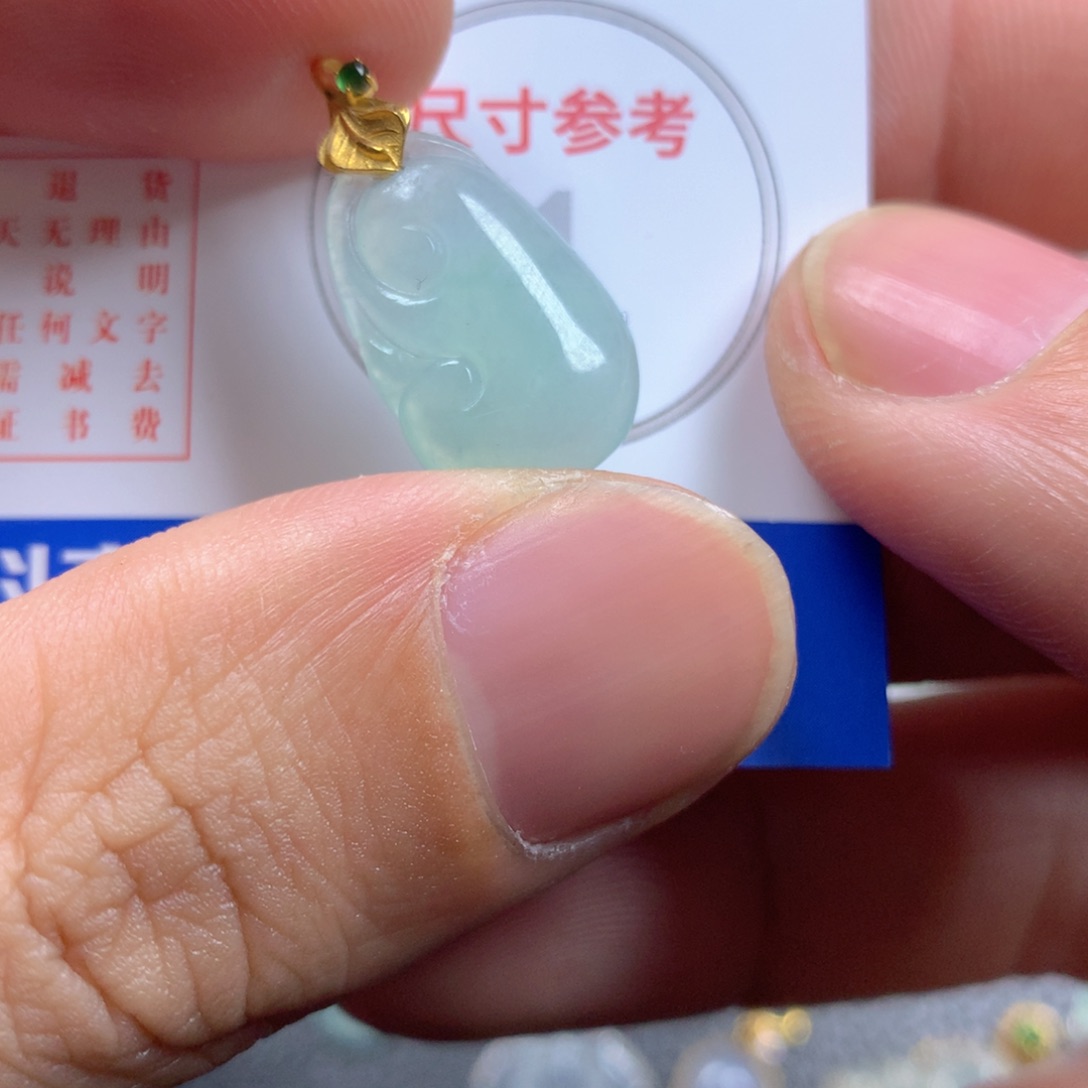 【闪购商品】翡翠颈饰18K金镶嵌翡翠