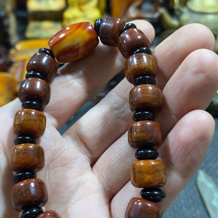 滴血莲花菩提手串