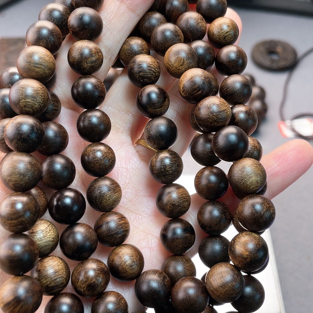 沉香手串宝**庄白棋瘤疤1.0