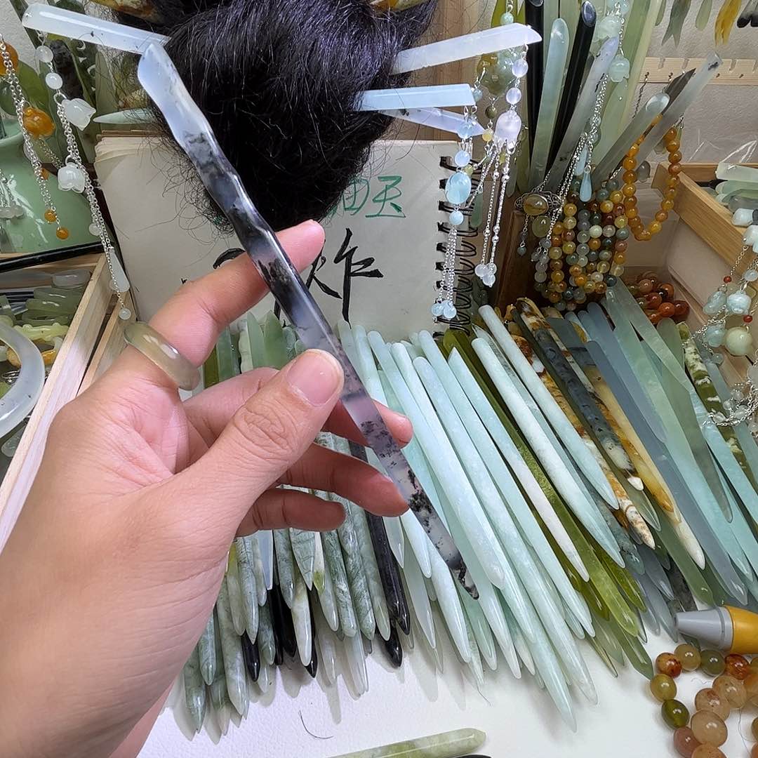 蛇纹石玉发饰未镶嵌