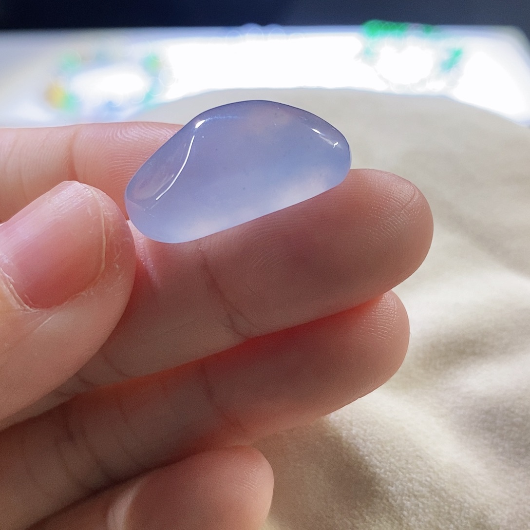 翡翠未镶嵌挂件随行