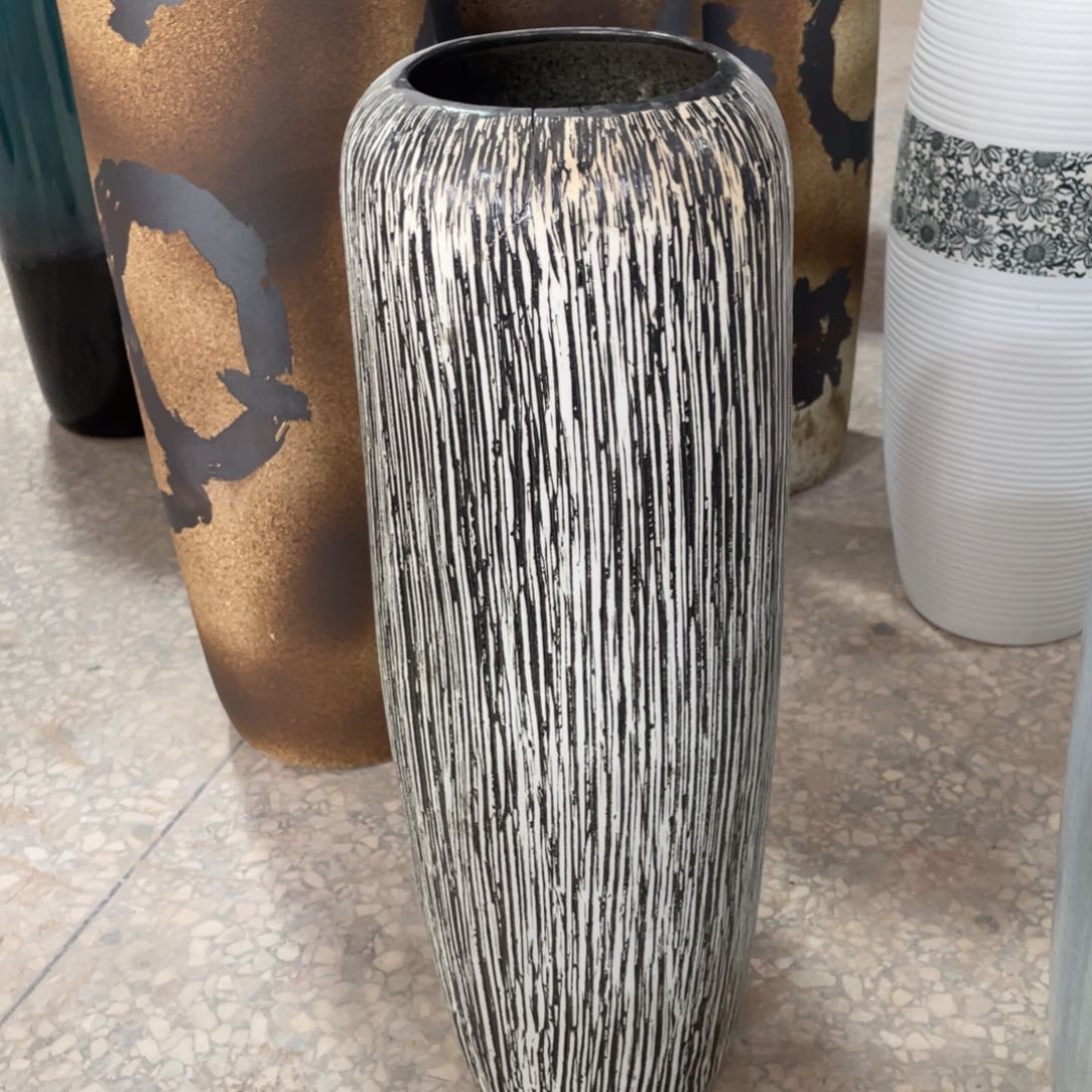 高度50口11无孔瑕疵