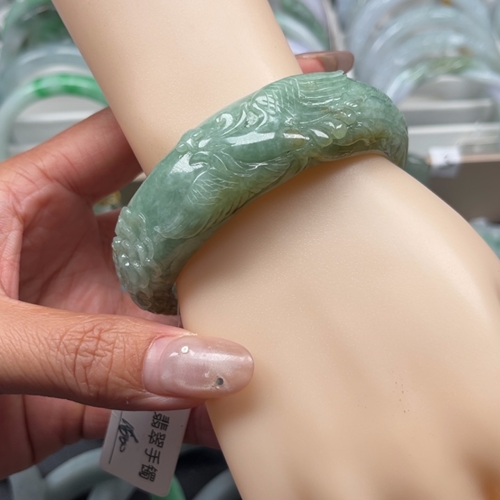 福***u翡翠未镶嵌手镯凤穿牡丹58