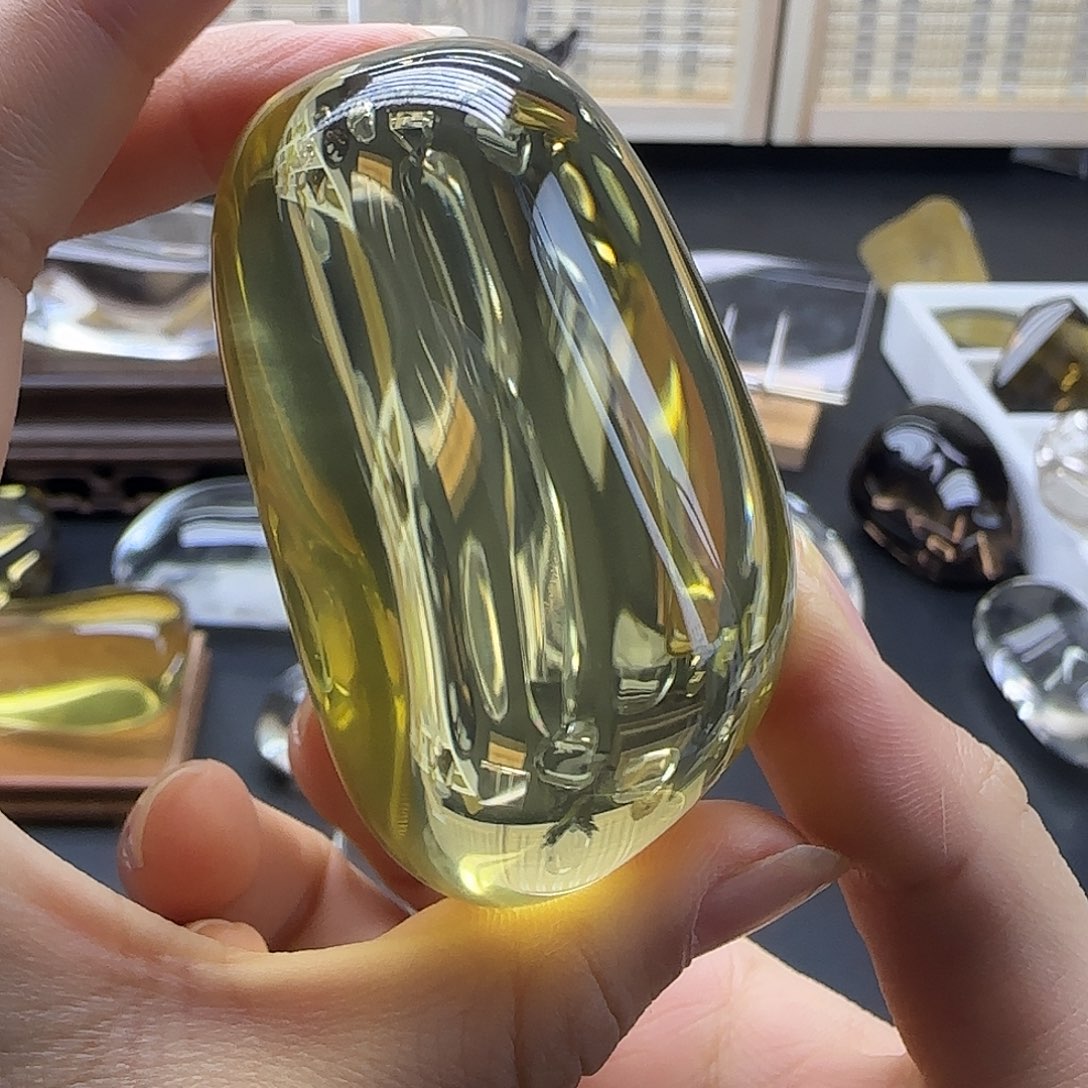 水晶天然摆件未镶嵌