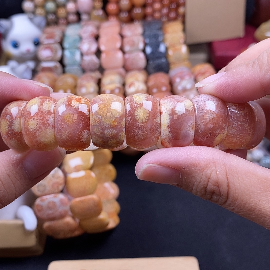 硅化珊瑚（珊瑚玉）手牌未镶嵌9