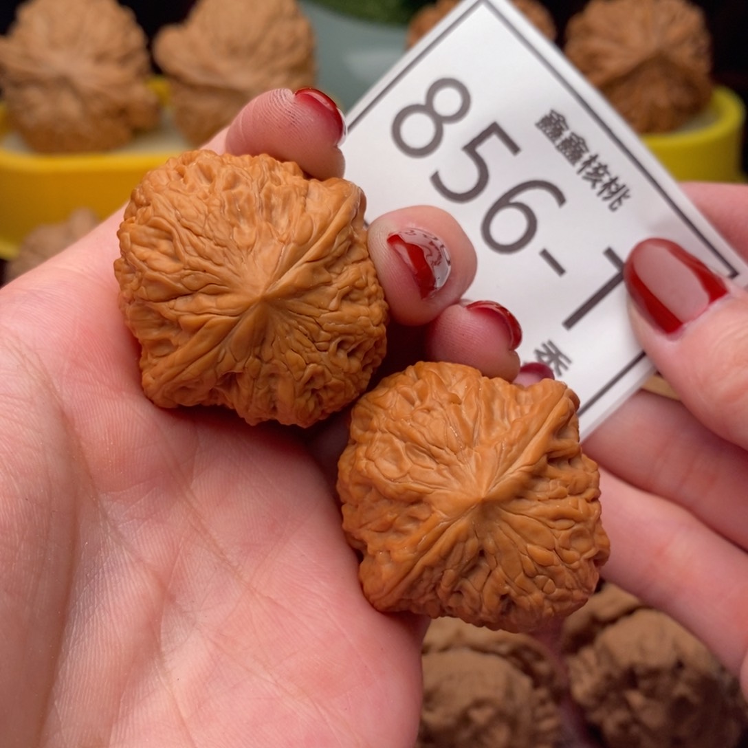 文玩核桃把件铁锤37