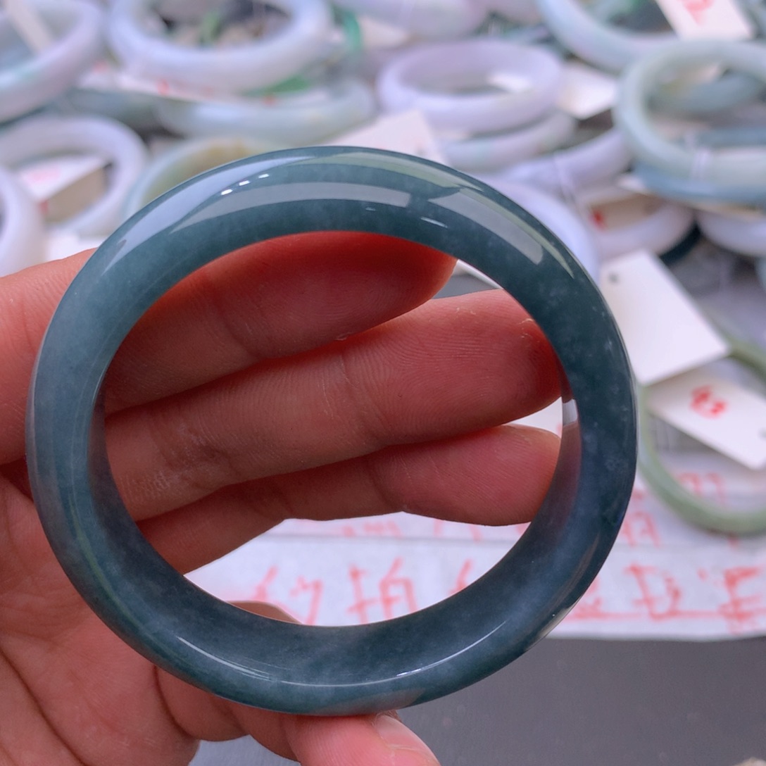 翡翠手镯未镶嵌1235588888888