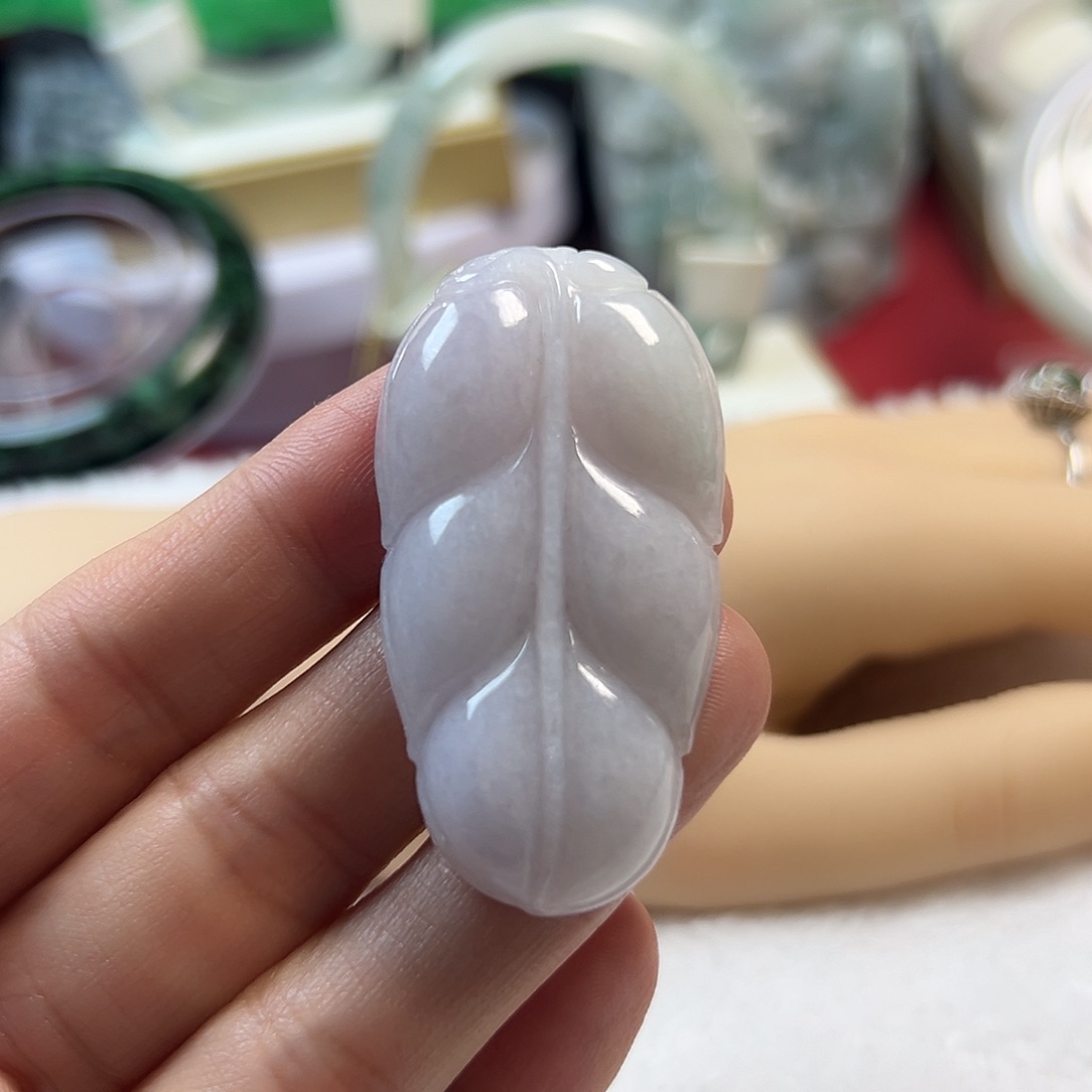 颈饰未镶嵌翡翠缅甸天然翡翠叶子