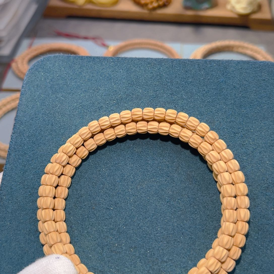 吊坠柏香籽/百香籽?**。顺鬼