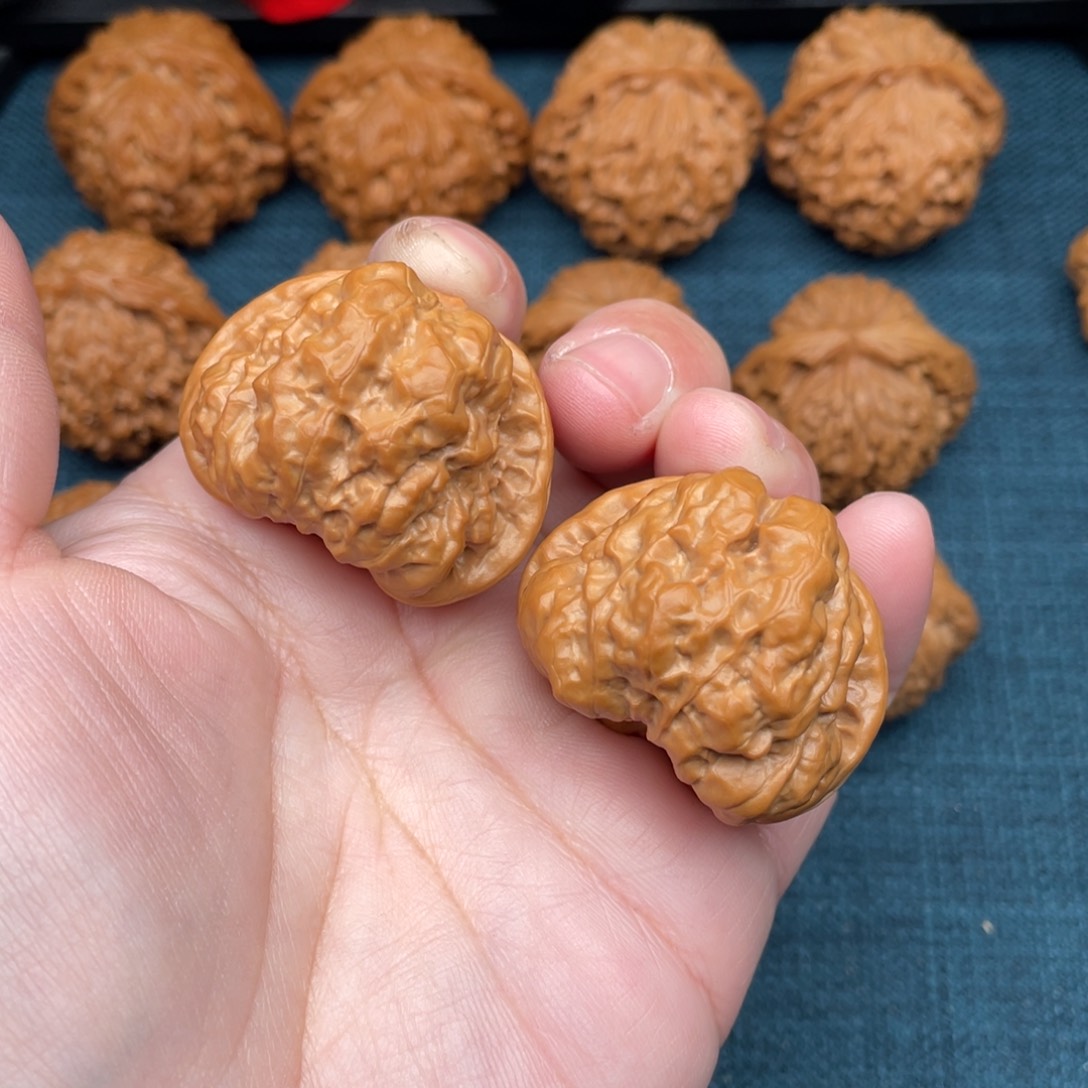 文玩核桃把件全品延庆蛙蛙39