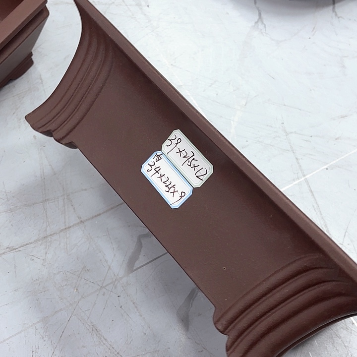 紫砂花盆紫砂的颜色很漂亮