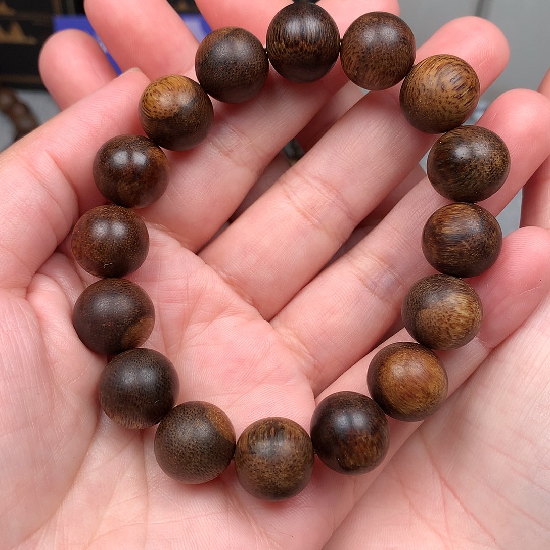 沉香手串用****7越南芽庄白棋楠