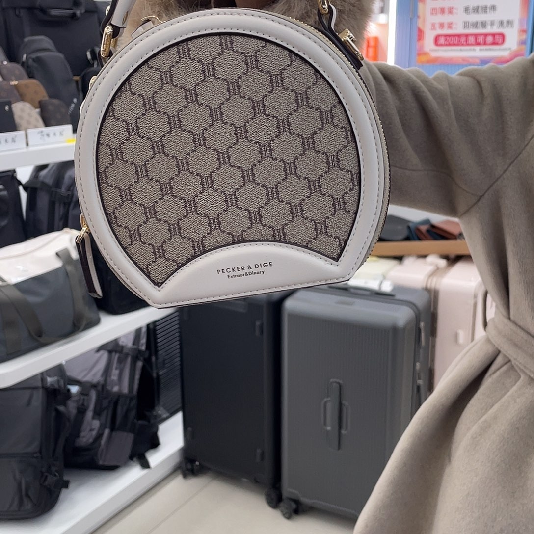 PU啄木鸟品牌系列包包