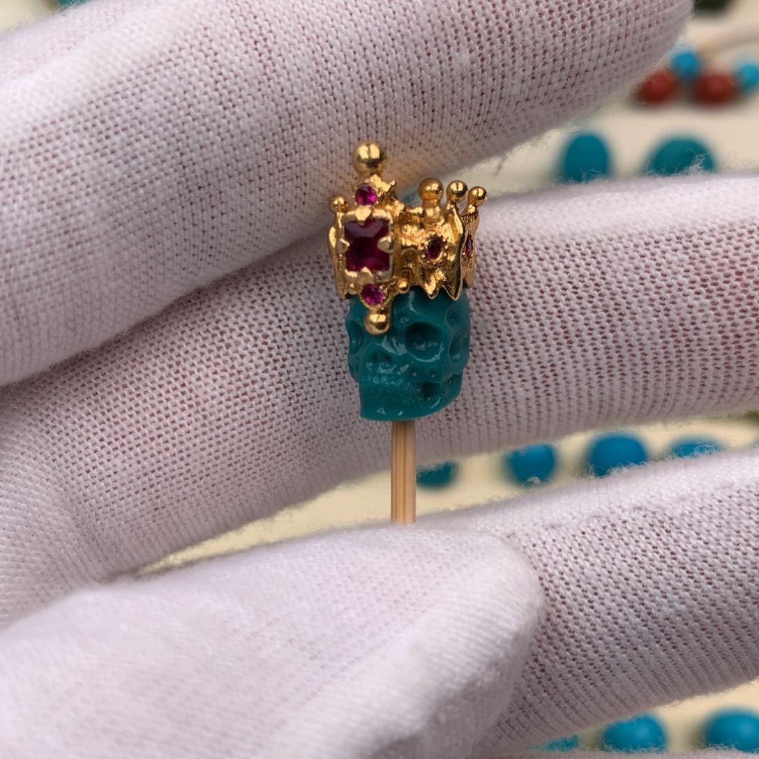 绿松石珠宝奇石18K金镶嵌