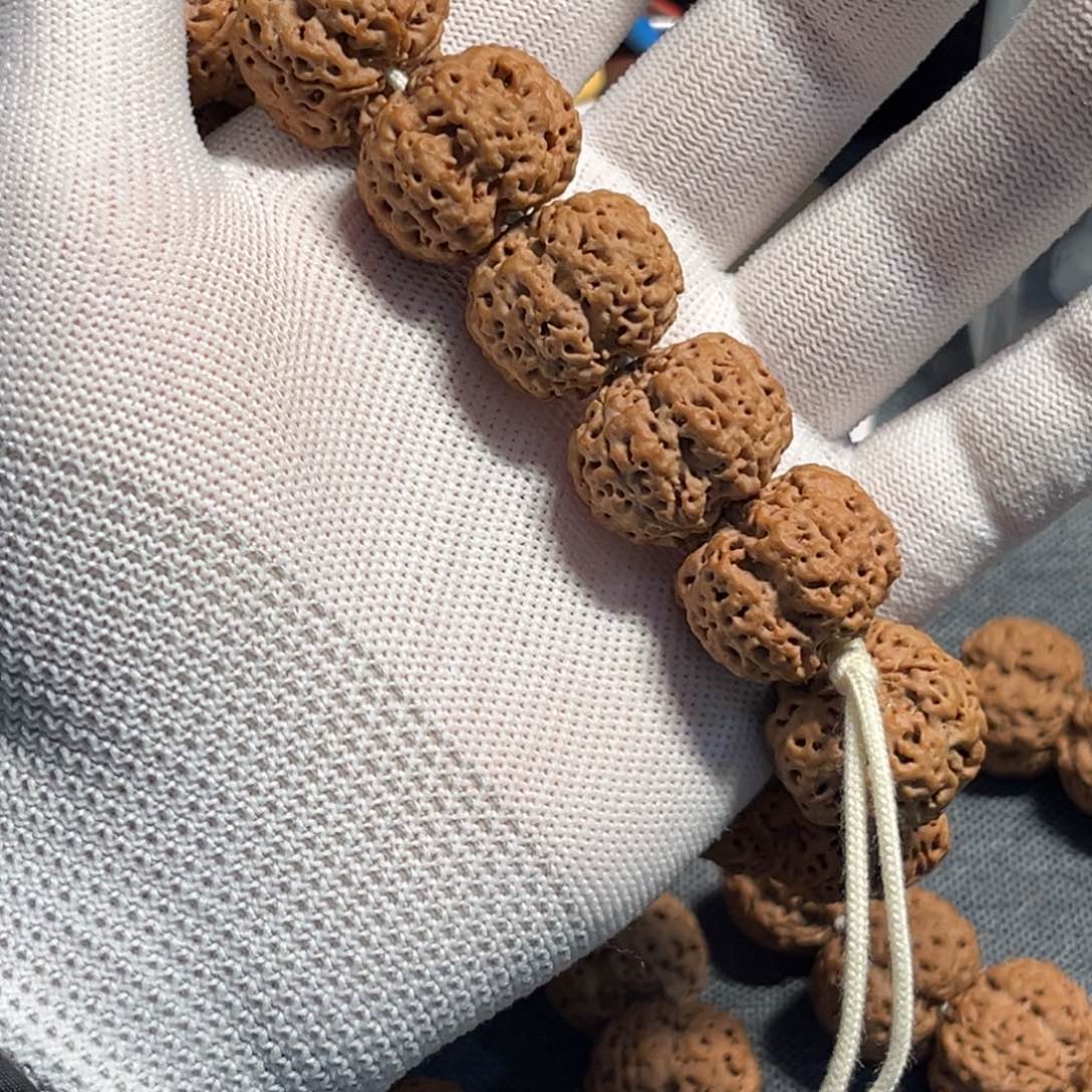 奥***兽金刚菩提手串梁梅花