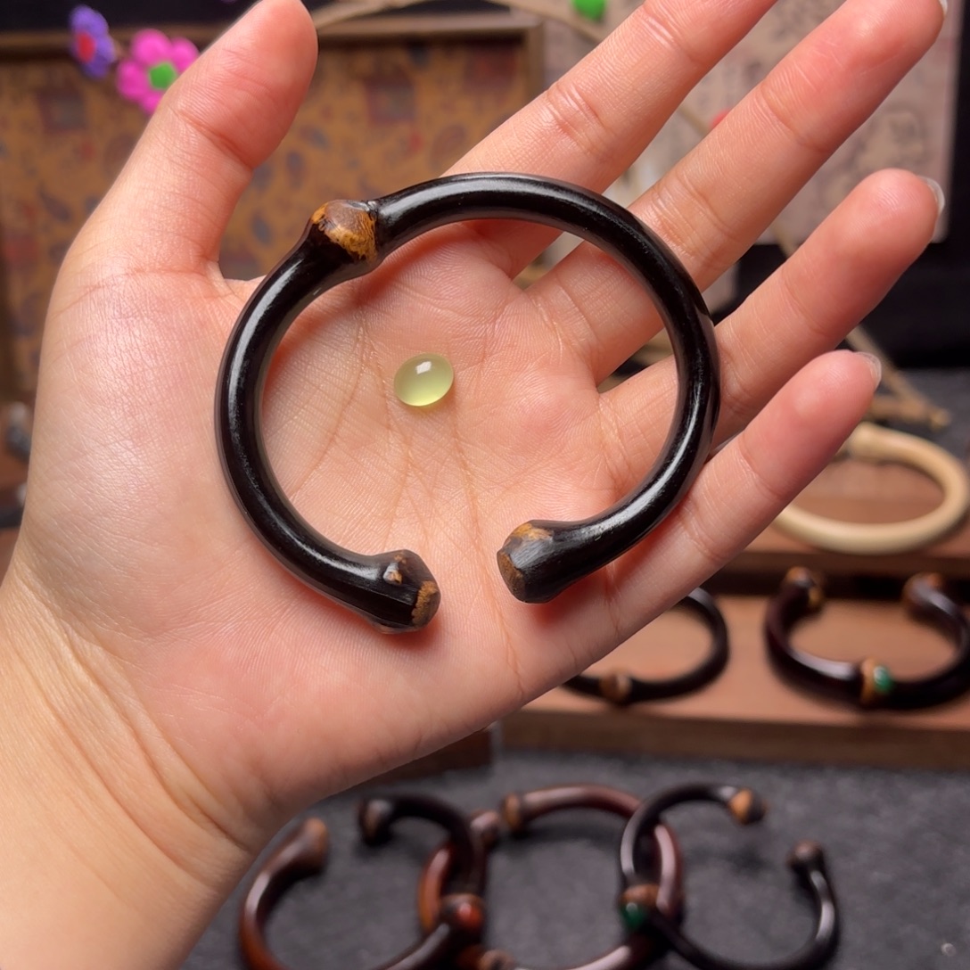 不***头木质非金属黑藤有节宝石款