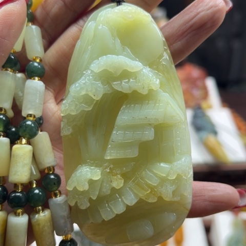 岫玉挂件未镶嵌挂件