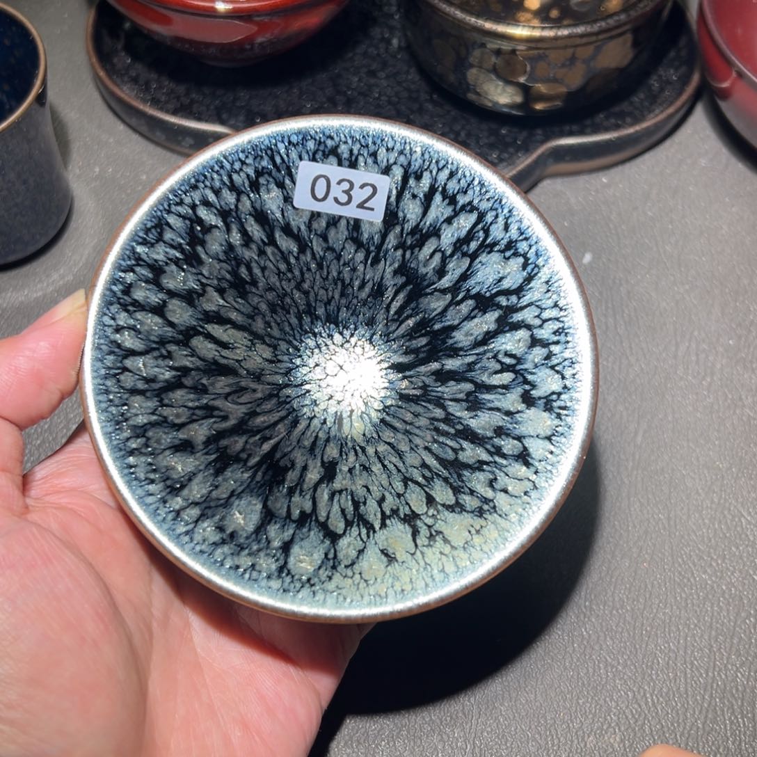 茶盏好想要这本本小可爱哦