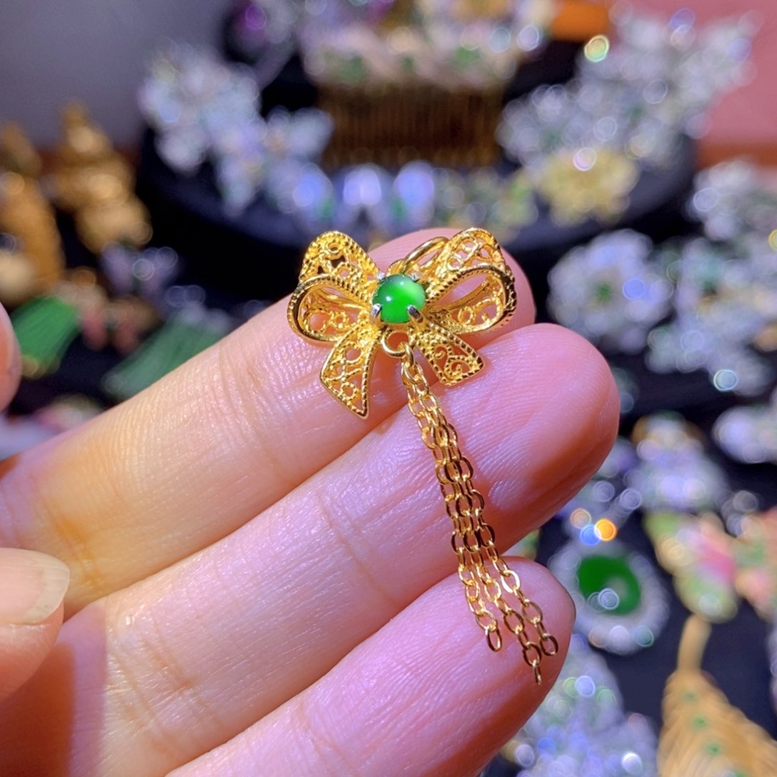 翡翠银S925镶嵌项圈天然翡翠