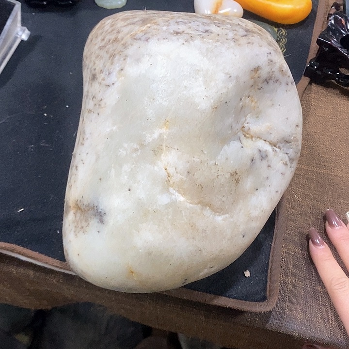 未镶嵌和田玉（糖玉）挂件青**手