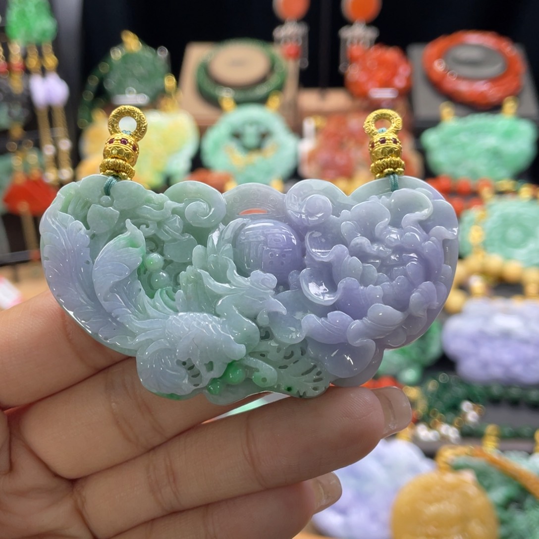 翡翠颈饰未镶嵌代编织