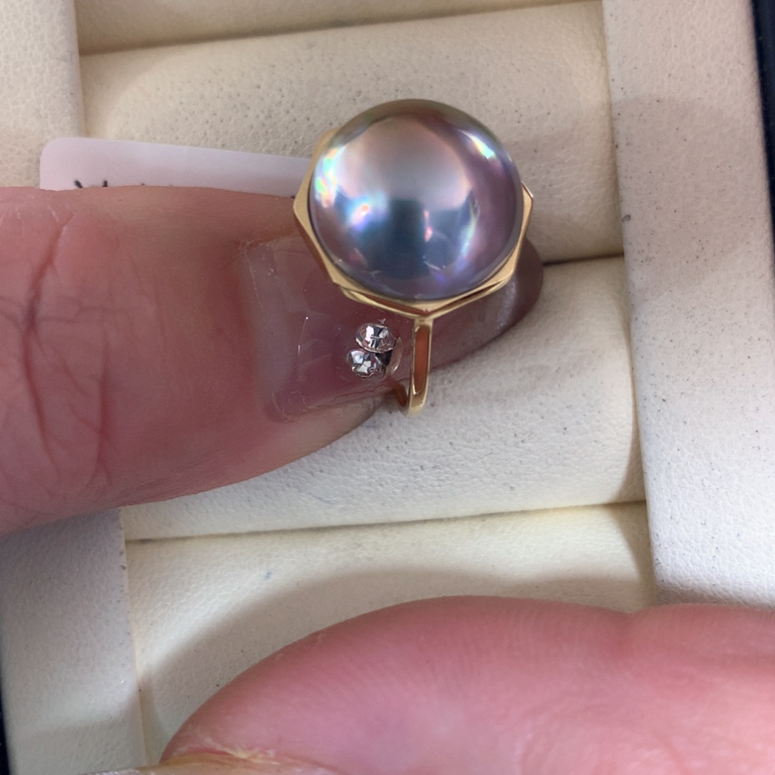 拼合珍珠（马贝珠）戒指18K金镶嵌